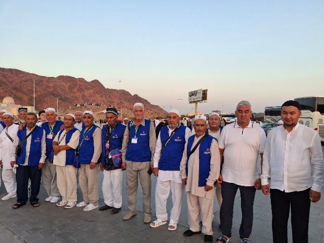  Hurmatli mijozlar, umra safaringizni tashkil etish uchun barcha kerakli kalit so'zlar: umra safari, umra amallari, umra ziyorati, shuningdek, umra safari bilet narxi, umra 2026 narxi, umra safari narxi, umra amallari, umra safari 2026 narxi, umra ammallari va duolari, umra ziyorati narxi kabi ma'lumotlarni topishingiz mumkin. Bundan tashqari, umra, umra tur umra, umra litsenziyasi bor tur firma, umra narxi 2026, umra sertifikat va umra litsenziyasi bo'yicha ham so'rovlaringizni amalga oshirishingiz mumkin. Taomlar 1 | umraziyorat.uz - Umra Safari 2026